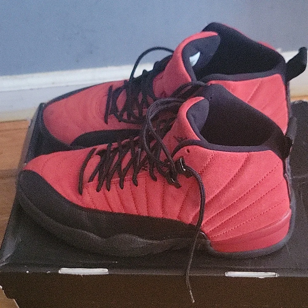 Air Jordan - Picture 2 of 10
